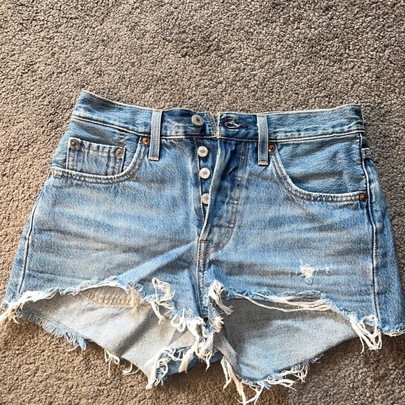 Levi’s 501 jeans shorts W25 - Picture 1 of 4